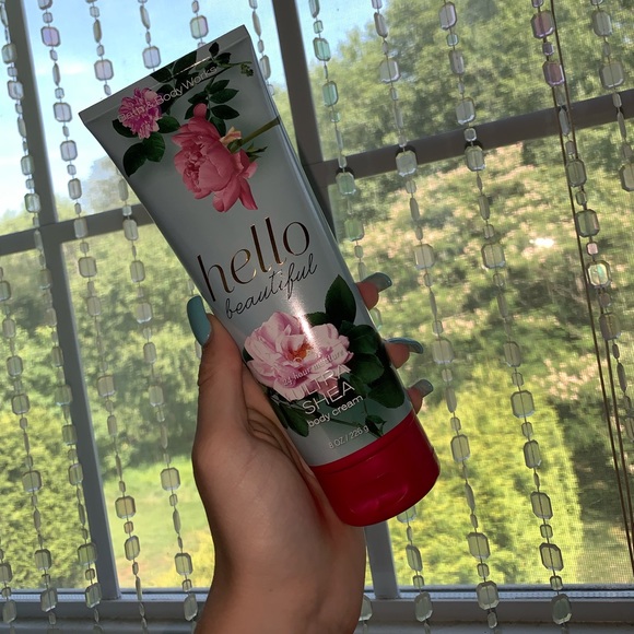 Bath & Body Works Other - BBW ULTRA SHEA Body Cream in “Hello Beautiful”